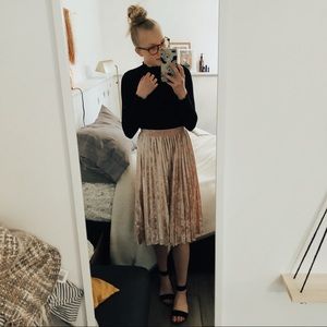 | Pink Velvet Pleated Midi Skirt |
